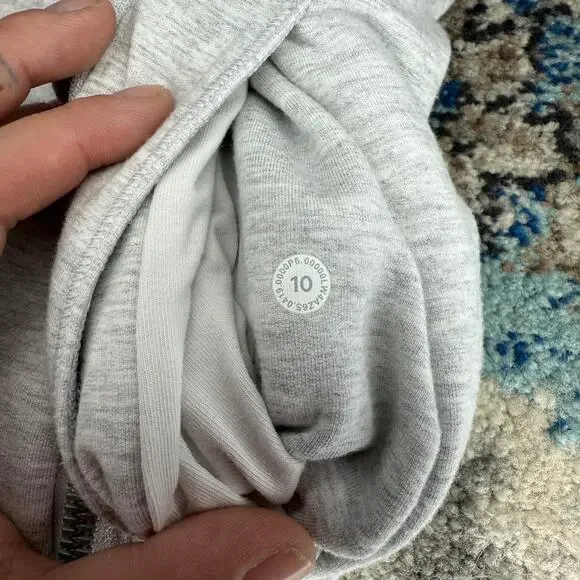 lululemon coast easy wrap 10 - Picture 2 of 4